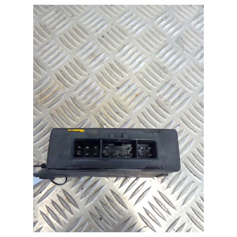 Recambio de modulo electronico para nissan trade 100 3.0 turbodiesel referencia OEM IAM 1106969T00 UNIDAD DE CONTROL - Blanco 2
