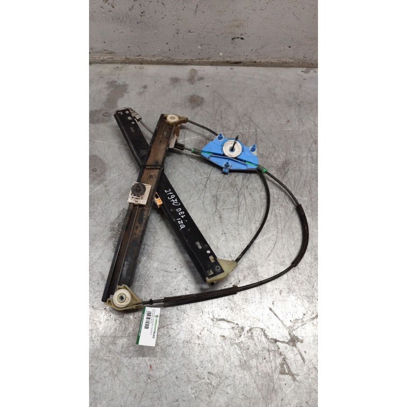 Recambio de elevalunas delantero izquierdo para audi a4 berlina (8e) 1.9 tdi referencia OEM IAM   