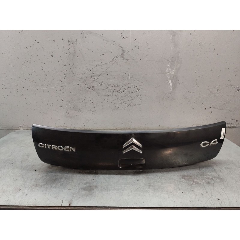 Recambio de molduras traseras para citroën c4 berlina cool referencia OEM IAM 4