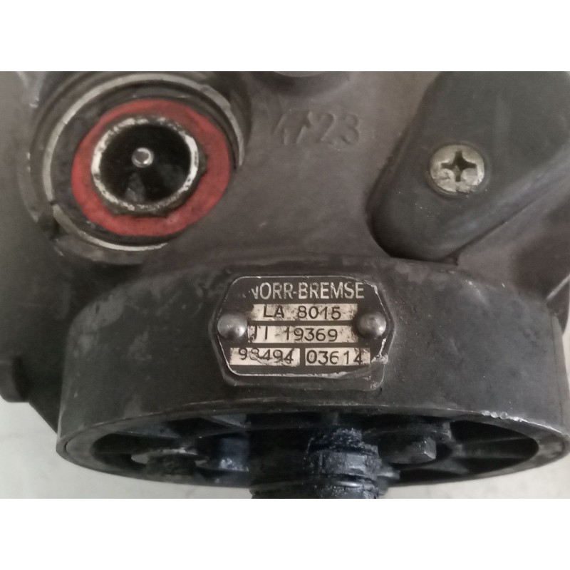 Recambio de valvula aire para renault midliner s 150.08/b (150cv) referencia OEM IAM LA8015 5010260361 VALVULA SECADORA 2