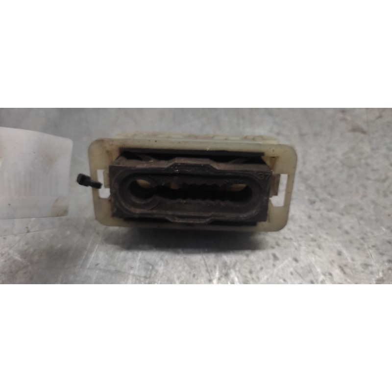 Recambio de soporte para peugeot 308 active referencia OEM IAM 9800613580 SOPORTE RADIADOR - Blanco 3