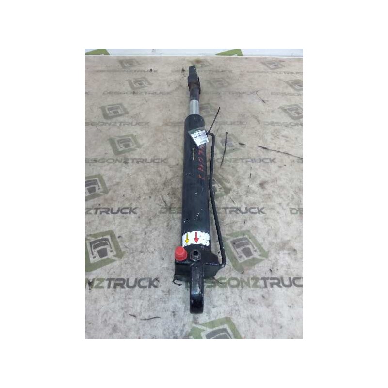 Recambio de brazo elevacion cabina para renault magnum ab 2005 cabina adel.tractor semirr. gv  4x2 4xx.18 gran espacio referenci - Blanco 2