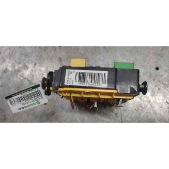 Recambio de caja reles / fusibles para peugeot 308 active referencia OEM IAM 9804848580  