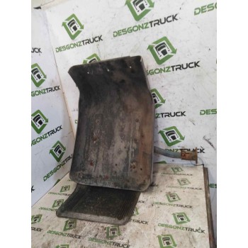 Recambio de guardabarros delantero derecho para pegaso trucks thecno 310 ... referencia OEM IAM   