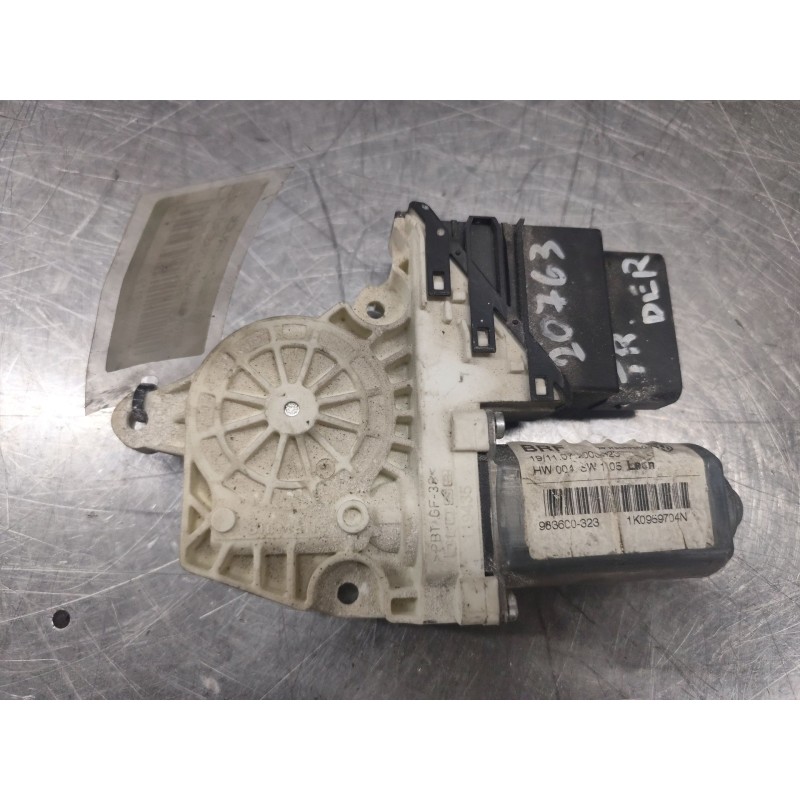Recambio de motor elevalunas trasero derecho para seat leon (1p1) comfort limited referencia OEM IAM 1K0959704N - Negro 2