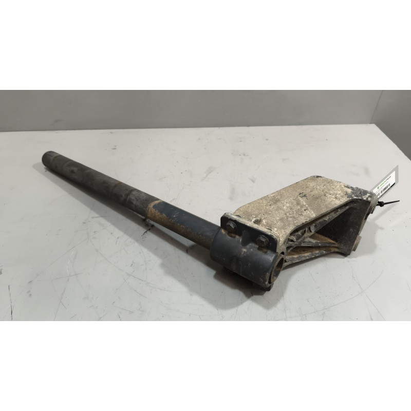 Recambio de soporte guardabarros trasero para daf serie xf105.xxx 12.9 diesel referencia OEM IAM   