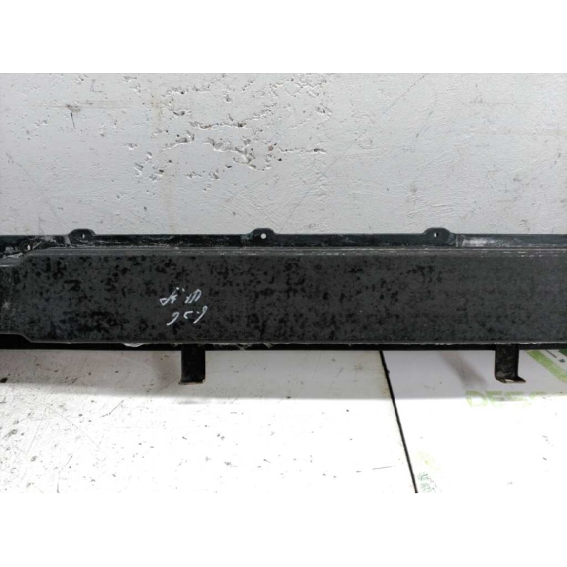 Recambio de refuerzo paragolpes delantero para kia carnival ii 2.9 cdri ex referencia OEM IAM 4