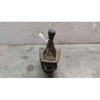 Recambio de palanca cambio para audi a4 berlina (8e) 1.9 tdi referencia OEM IAM 8E0711025Q  
