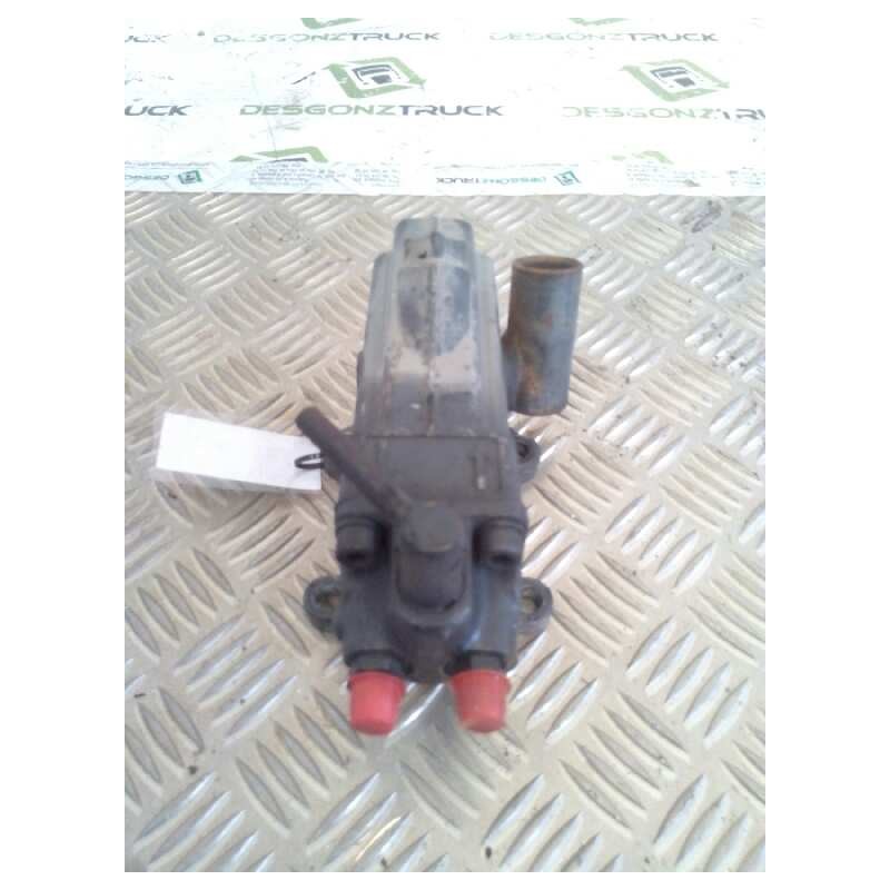 Recambio de bomba elevacion cabina para mercedes trucks lk/ln2 1117 o, 1117 lo (158-170cv) referencia OEM IAM 0015531701  