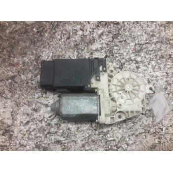 Recambio de motor elevalunas delantero derecho para volkswagen golf iv berlina (1j1) básico referencia OEM IAM 1C1959802A 977610