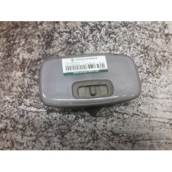 LUZ INTERIOR 0K9A051310 3 PINS PORTON