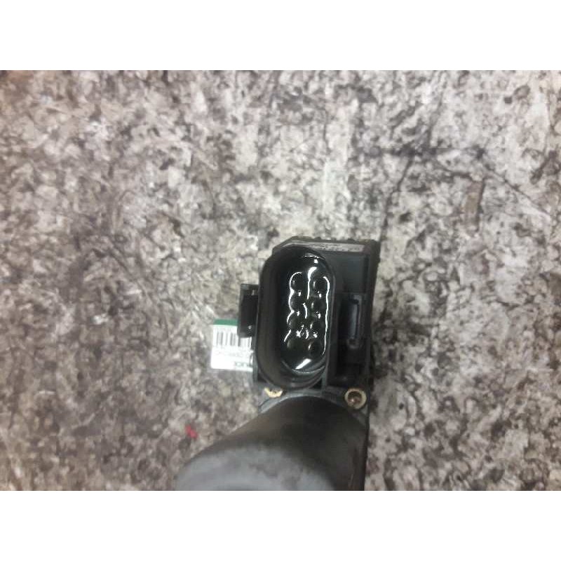 Recambio de elevalunas delantero derecho para audi a4 berlina (b5) 1.9 tdi referencia OEM IAM 0536001401 8 PINS 2