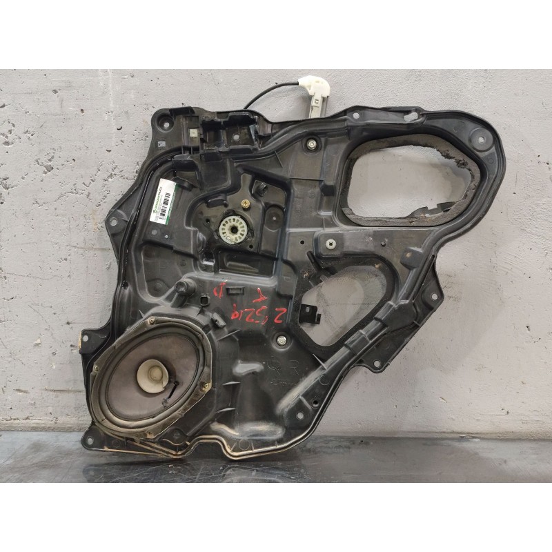 Recambio de elevalunas trasero derecho para mazda 3 berlina (bk) 1.6 vvt active referencia OEM IAM - Negro 3