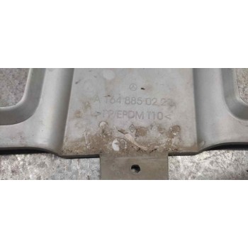 Recambio de molduras delanteras para mercedes-benz clase m (w164) 3.0 cdi cat referencia OEM IAM A1648850222  