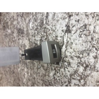 Recambio de boton antiniebla trasero para kia carnival ii 2.9 cdri ex referencia OEM IAM  6 PINS 