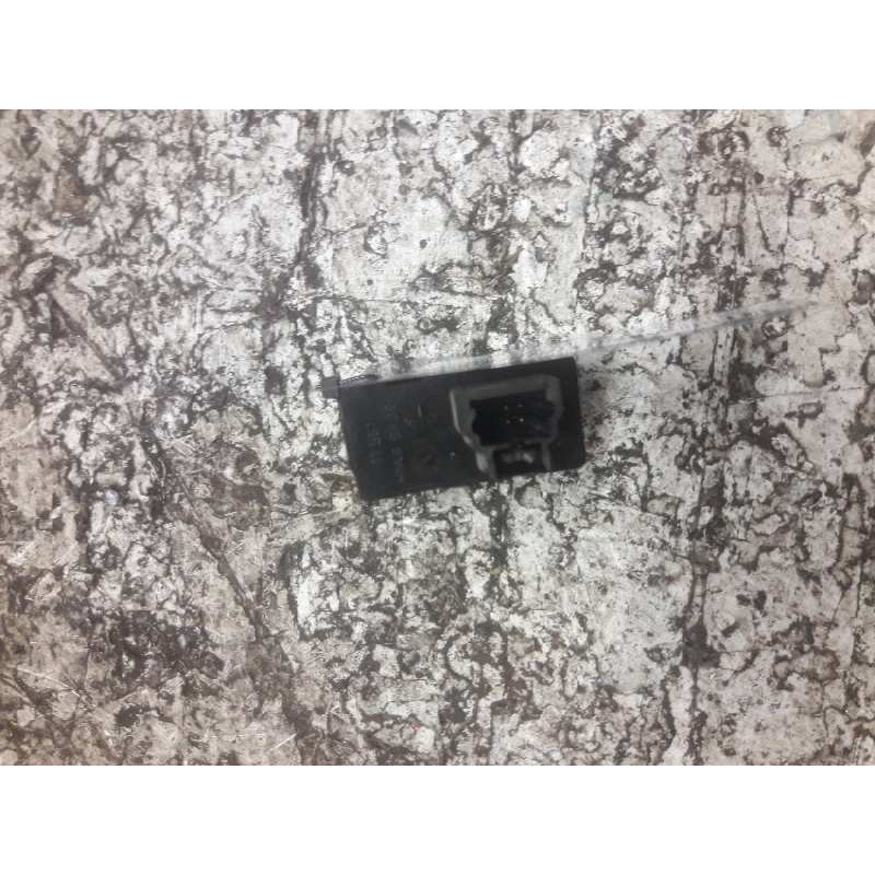 Recambio de mando elevalunas trasero derecho para peugeot 407 st sport referencia OEM IAM 96360166XT 4 PINS 2