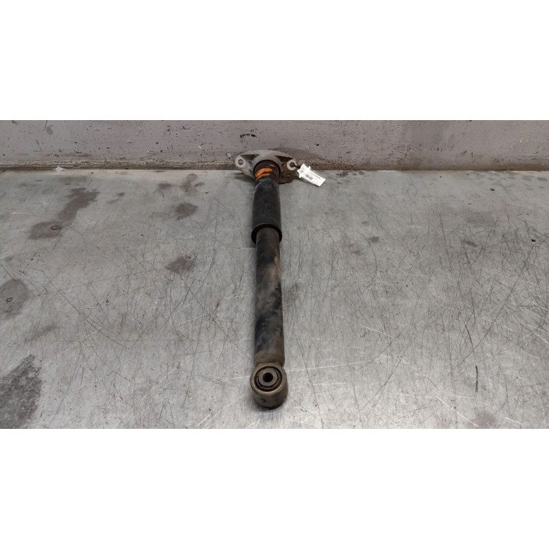 Recambio de amortiguador trasero para volkswagen passat variant (3c5) advance referencia OEM IAM 3C0513049BH - Rojo 3