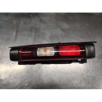 Recambio de piloto trasero izquierdo para renault trafic iii furgoneta (fg_) 2.0 dci 120 (fgmn) referencia OEM IAM 265A64439R  
