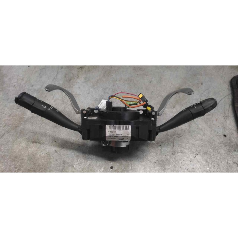 Recambio de mando multifuncion para citroën c2 by loeb referencia OEM IAM 96488229XT - Amarillo 2