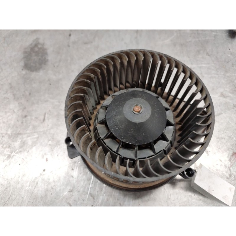 Recambio de ventilador calefaccion para audi a4 berlina (8e) 1.9 tdi referencia OEM IAM 8E1820021E  