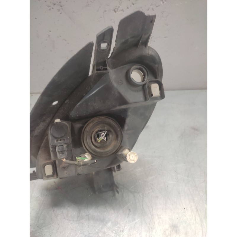 Recambio de faro derecho para citroën xsara picasso 1.8 16v referencia OEM IAM - Gris 2