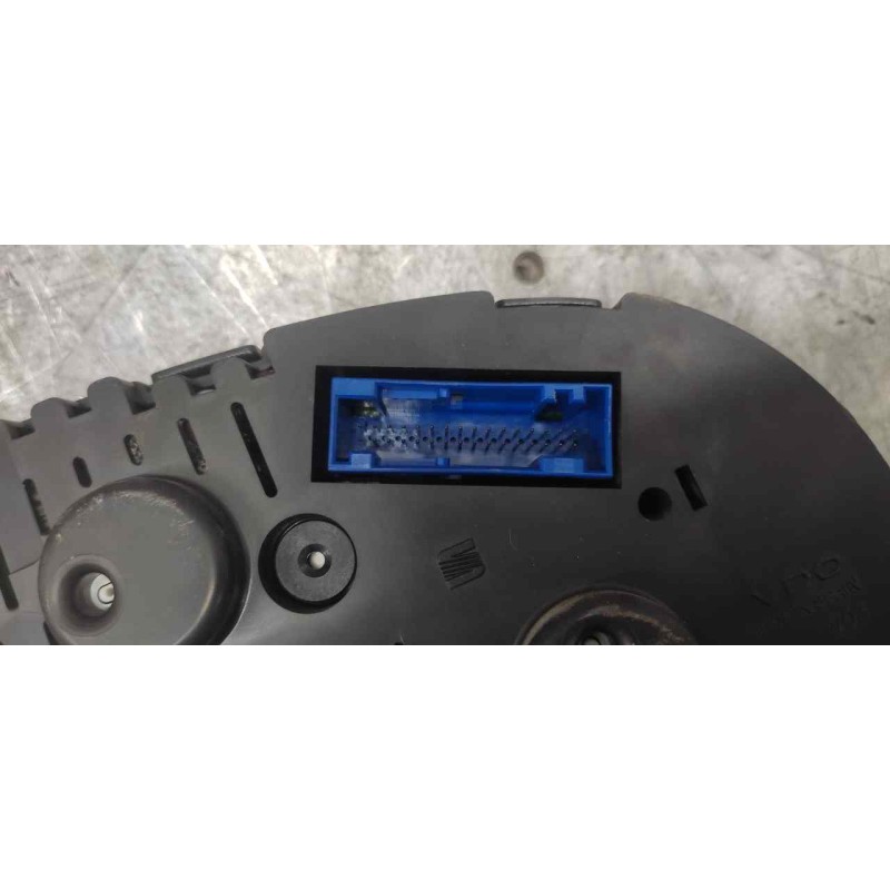 Recambio de cuadro instrumentos para seat toledo (1m2) select referencia OEM IAM 1M0920822D 110080153005 - Negro 4