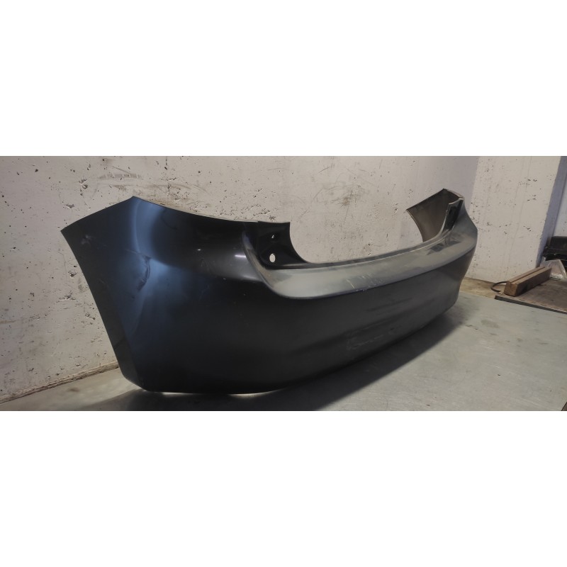 Recambio de paragolpes trasero para toyota auris 1.3 16v cat referencia OEM IAM 5215902400 2