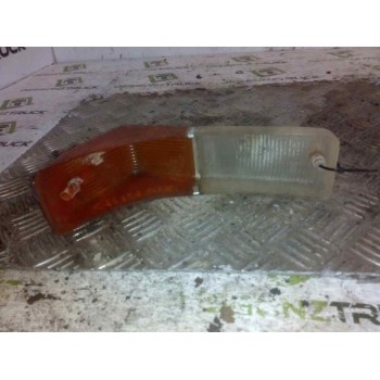 Recambio de piloto delantero derecho para pegaso trucks serie 1200 1223 referencia OEM IAM   