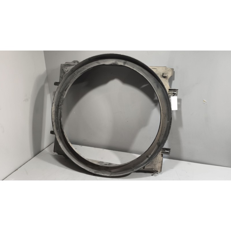 Recambio de envolvente radiador para iveco eurocargo 05.03  5.9 diesel referencia OEM IAM 500361637  