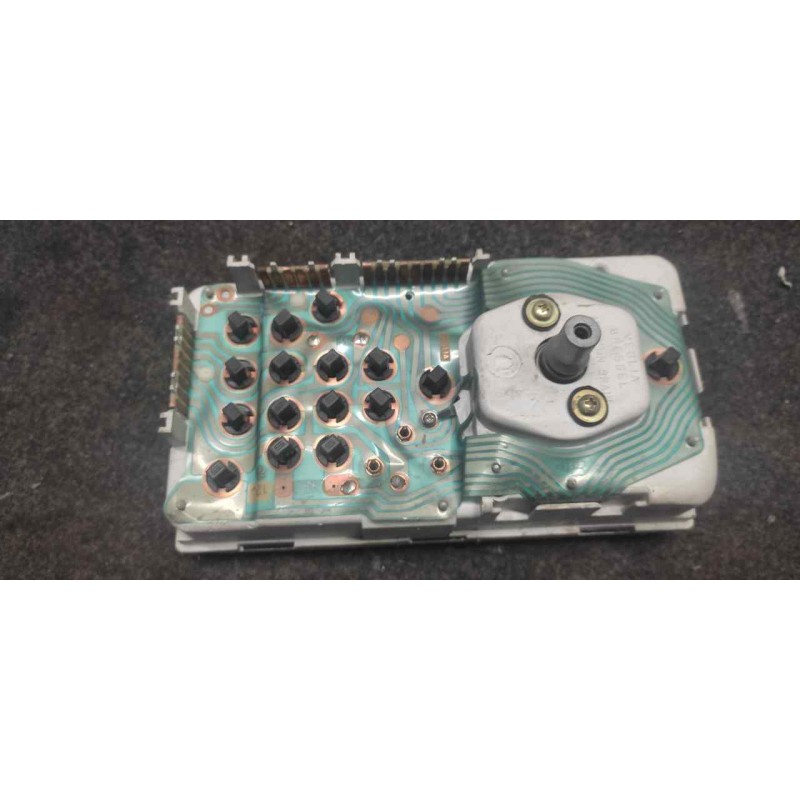 Recambio de cuadro instrumentos para renault rapid/express (f40) 1.6 d familiar (f404) referencia OEM IAM 7700808738 2