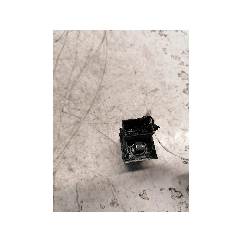 Recambio de boton antiniebla para renault 5 (b/c40) gtl (b/c 402, c 407) referencia OEM IAM   5 PINS - Rojo 2