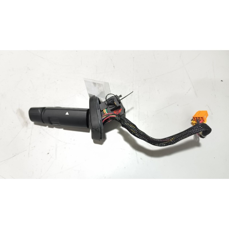 Recambio de mando intermitentes para man tgx 18.480 12.4 diesel referencia OEM IAM 81255090194 5