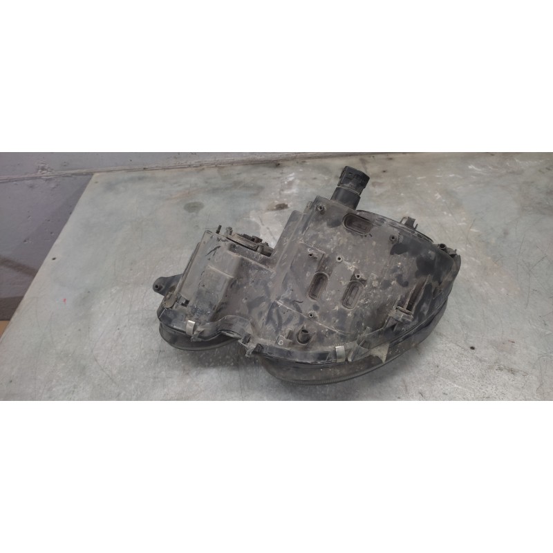 Recambio de faro derecho para mercedes-benz clase e (w211) berlina 1.8 cat referencia OEM IAM 4