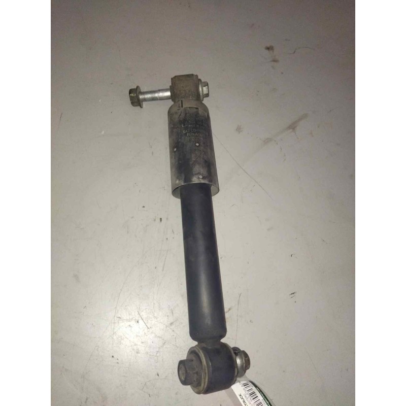Recambio de amortiguador delantero para iveco daily config. paquetería cabina simple 35s... batalla 3750 referencia OEM IAM 5041