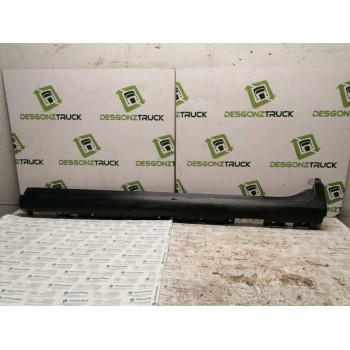 ESTRIBO IZQUIERDO 51777210079 