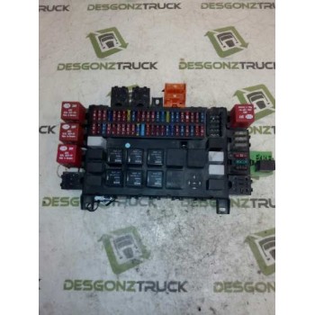 Recambio de caja reles / fusibles para daf serie 95 xf .xxx fsafe (tipo .480) space-cab referencia OEM IAM 1674870 518685201/00 