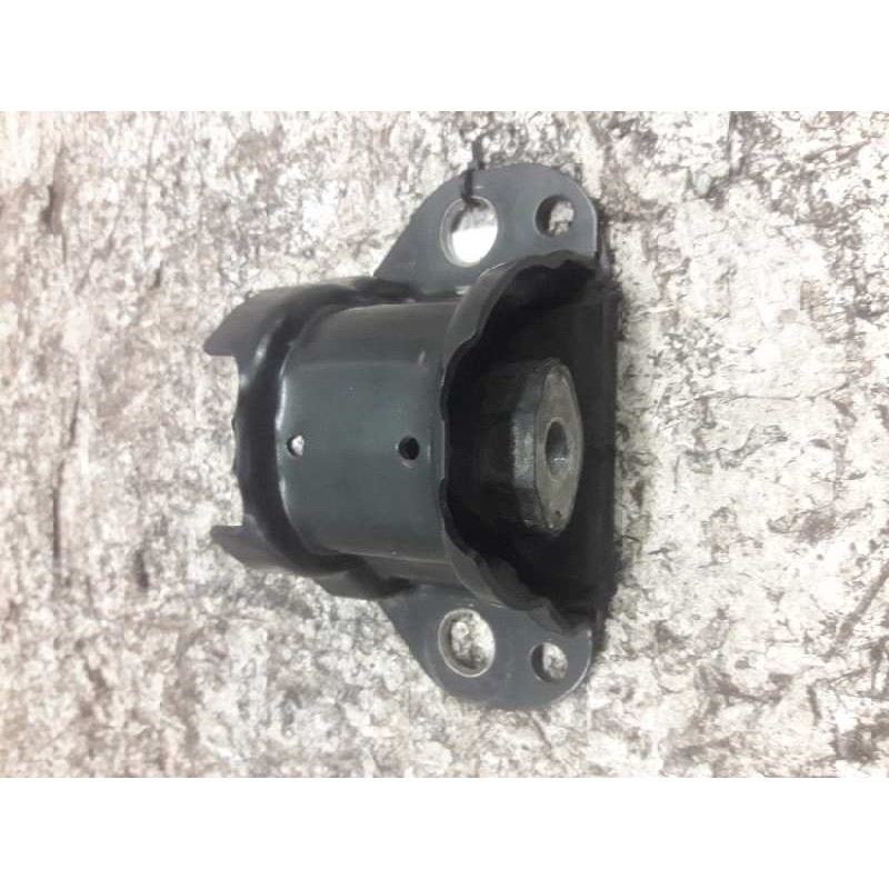 Recambio de soporte motor derecho para renault clio ii fase ii (b/cb0) authentique referencia OEM IAM 7700415087  