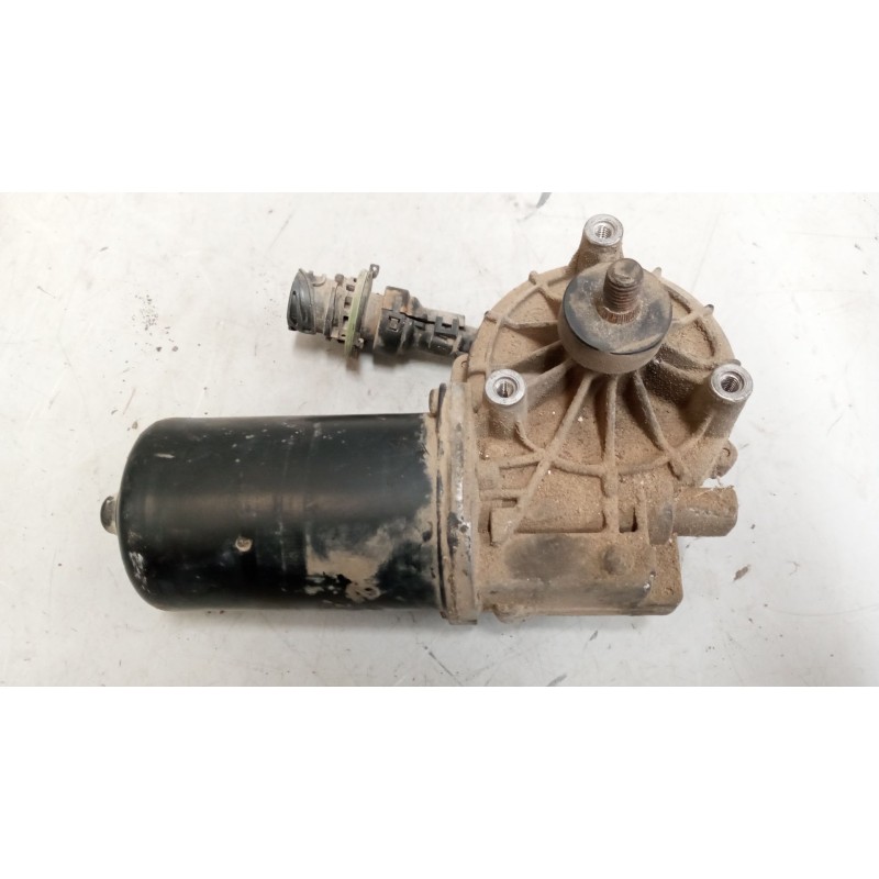 Recambio de motor limpia delantero para volvo fh 440 12.8 diesel referencia OEM IAM 20442878 - Blanco 4