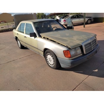 mercedes-benz clase e (w124) berlina del año 1986