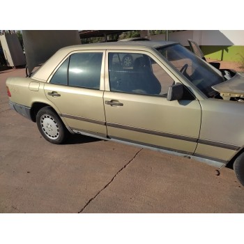 mercedes-benz clase e (w124) berlina del año 1986