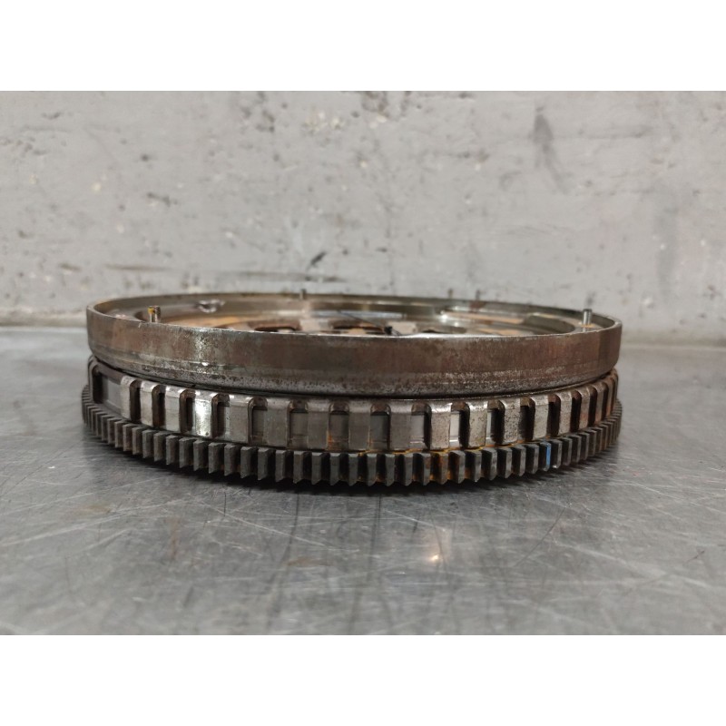 Recambio de volante motor para nissan qashqai ii (j11, j11_) 1.6 dci referencia OEM IAM - Blanco 2