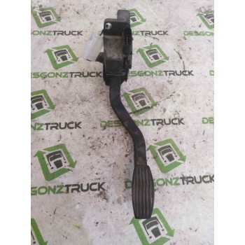 Recambio de pedal acelerador para iveco daily config. paquetería cabina simple 35s... batalla 3750 referencia OEM IAM 504061734 