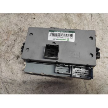 Recambio de caja reles / fusibles para alfa romeo 147 (190) 1.6 ts 105 sport referencia OEM IAM C106  