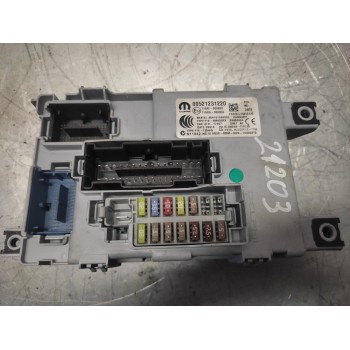 CAJA RELES / FUSIBLES 00521231220 054101606830 
