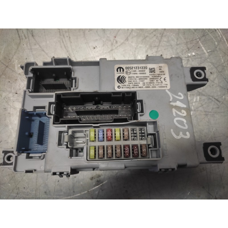 Recambio de caja reles / fusibles para fiat fiorino furgoneta/monovolumen (225_) 1.4 (225bxa1a, 225bxf1a) referencia OEM IAM 005 - Blanco