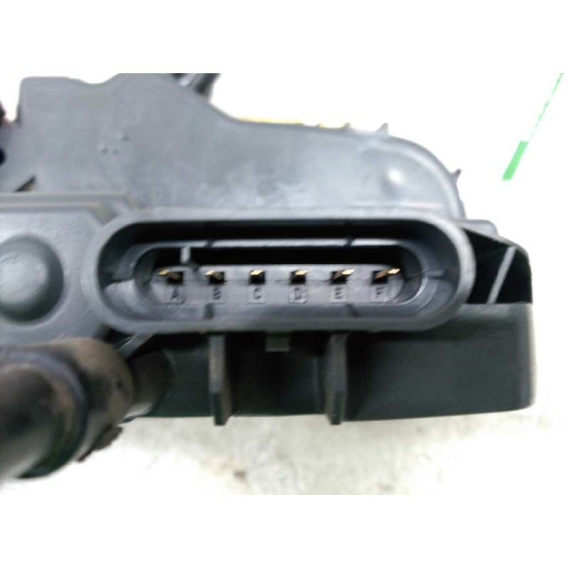 Recambio de cerradura puerta trasera derecha para renault scenic ii authentique referencia OEM IAM 5