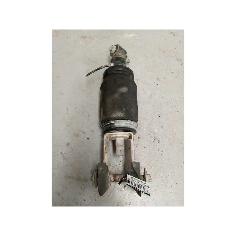 Recambio de amortiguador trasero derecho cabina para mercedes-benz actros bm 963 2-achser referencia OEM IAM A9603106155 7317000 - Blanco