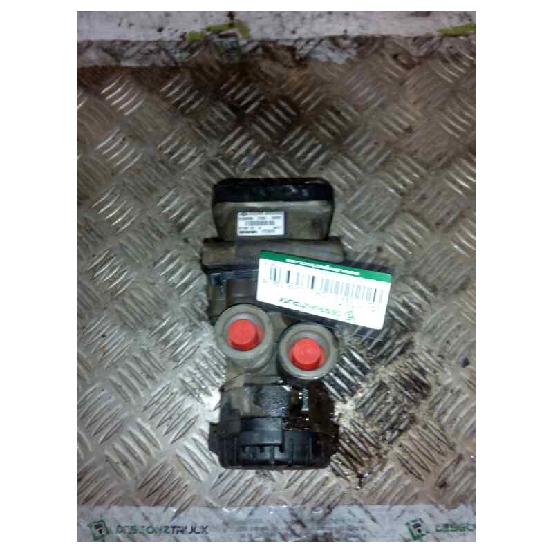 Recambio de valvula aire para scania serie p/g/r (c-clase) fsa 380 (4x2) corto cp 13 / 14 b referencia OEM IAM 1773676 K000085 - Blanco