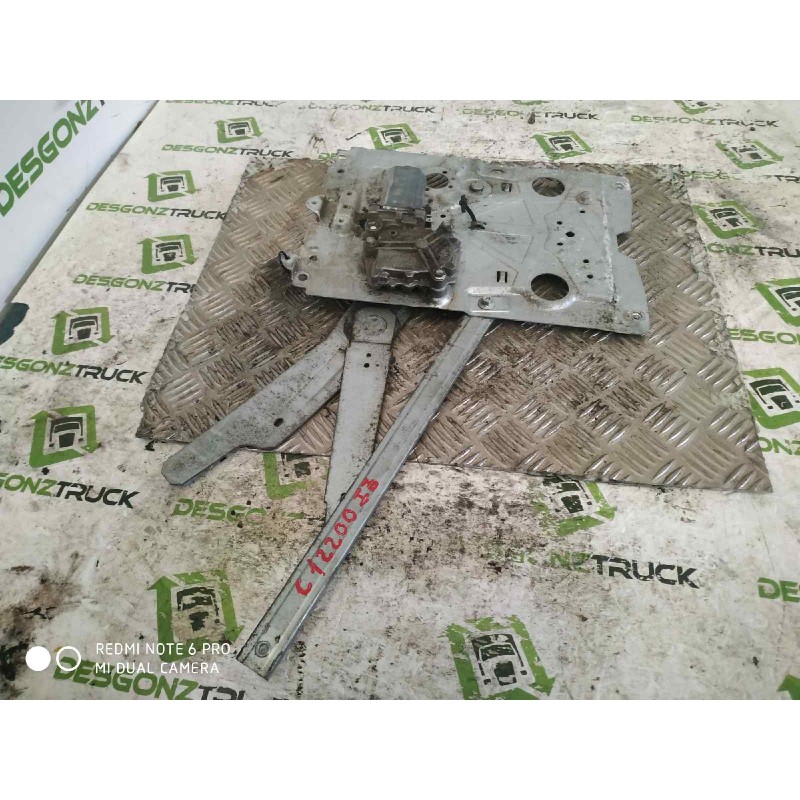 Recambio de elevalunas delantero izquierdo para volvo fh 12 asta 1993 e1 fsa  4x2 e1 corto referencia OEM IAM - Negro