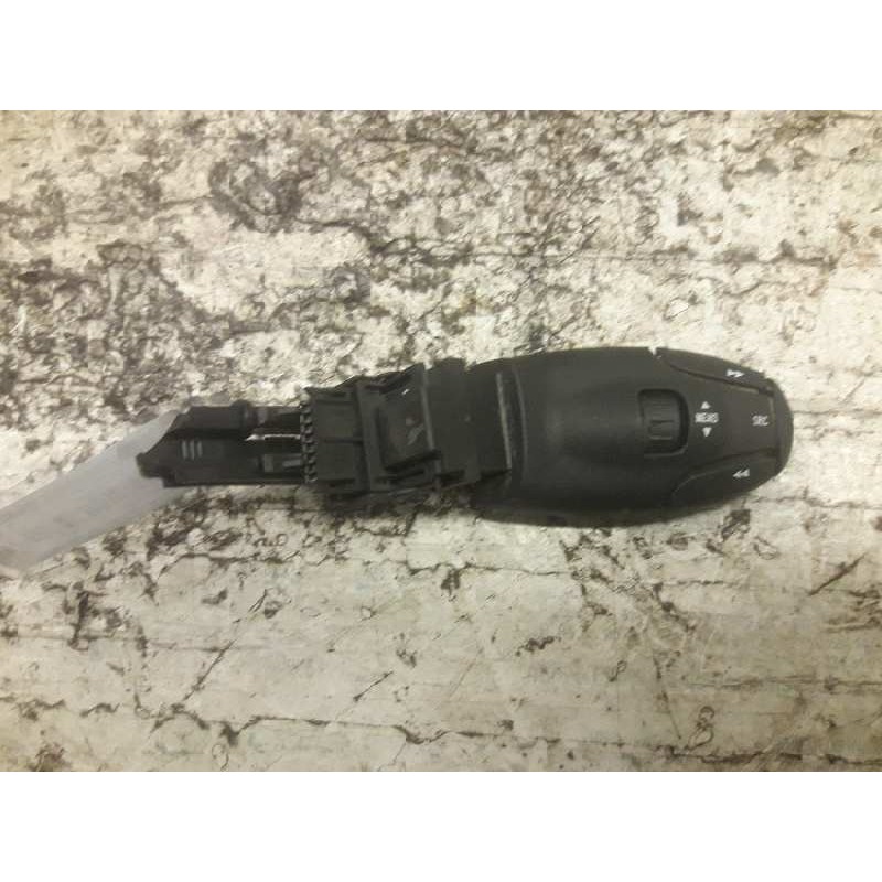 Recambio de mando volante para fiat scudo combi (272) l1h1 120 multijet (5 pl.) referencia OEM IAM 9641796480  